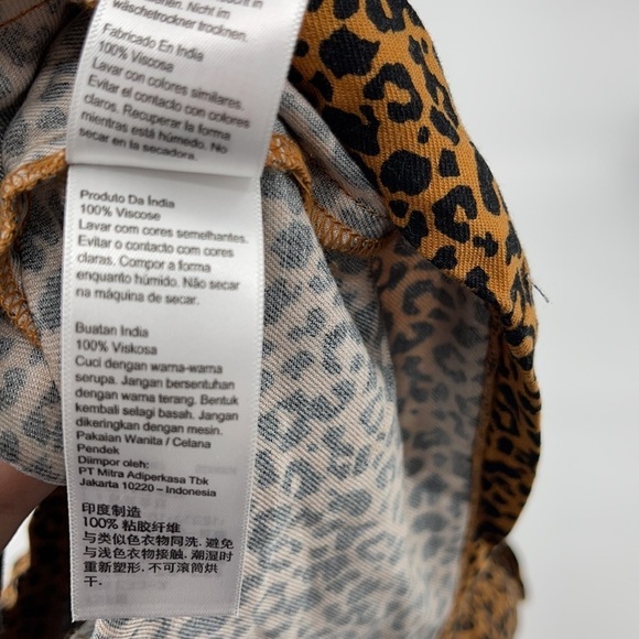 Topshop NWT Women’s paper bag shorts 8 - Picture 8 of 8